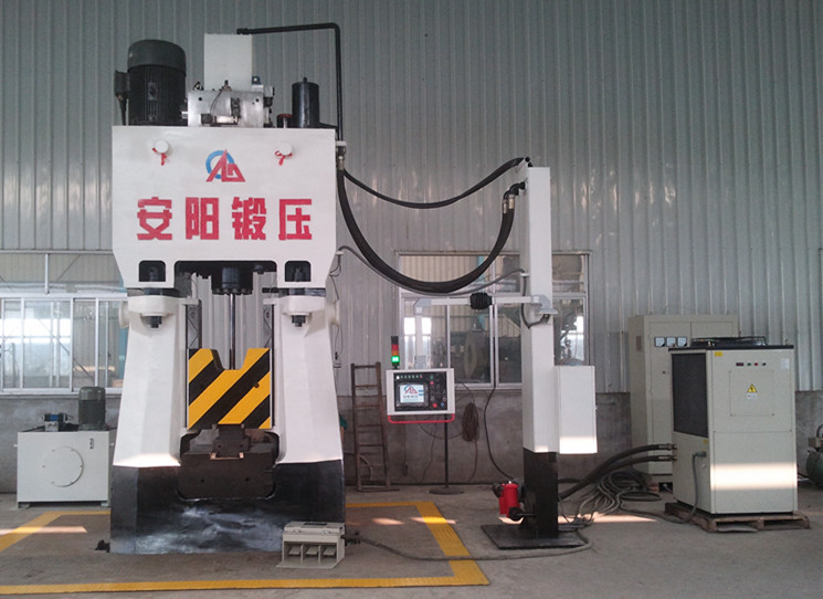 cnc-forging-hammer-working-in-zhangjiagang