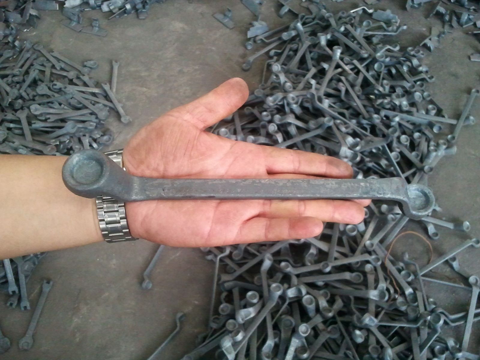 spanner forged on forging hammer